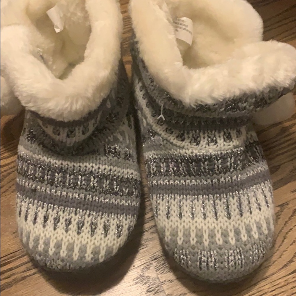 Girls grey, white and black sparky slipper boots